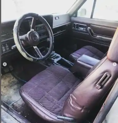 Vehicul casat jeep cherokee (xj) 2.1 td básico al anului 1993 alimentat j8s814