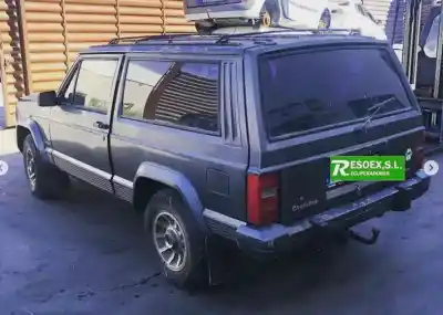 Vehicul casat jeep cherokee (xj) 2.1 td básico al anului 1993 alimentat j8s814
