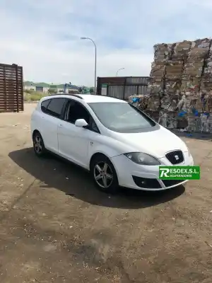 Veículo de Sucata SEAT ALTEA XL (5P5) 1.4 16V TSI 125 CV / 92 KW do ano 2010 alimentado CAXC