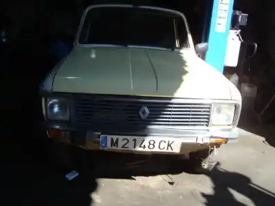 Veicolo di demolizione RENAULT R6 * dell'anno 1978 alimentato 