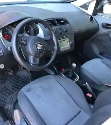 Veicolo di demolizione seat altea (5p1) 1.6 dell'anno 2004 alimentato bgu