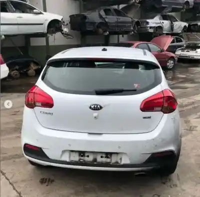 Scrapping Vehicle kia cee'd (jd) 1.6 crdi 128 of the year 2014 powered d4fb