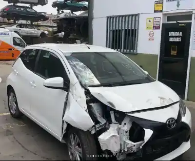 Veicolo di demolizione toyota aygo 1.0 cat dell'anno 2016 alimentato 1kr