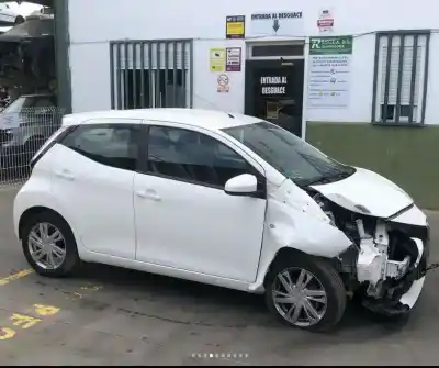 Veicolo di demolizione toyota aygo 1.0 cat dell'anno 2016 alimentato 1kr