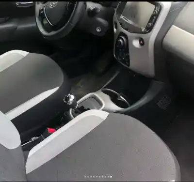 Veicolo di demolizione toyota aygo 1.0 cat dell'anno 2016 alimentato 1kr