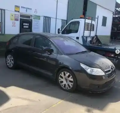 Vehículo de desguace CITROEN C4 BERLINA VTR Plus del año 2006 con motor NFU