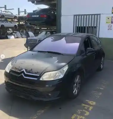 Veículo de Sucata citroen c4 berlina vtr plus do ano 2006 alimentado nfu