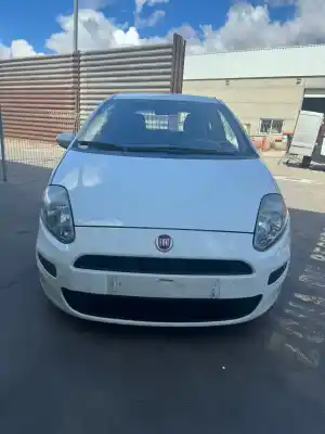 Verschrottungsfahrzeug fiat punto (199) easy des jahres 2015 angetrieben 199a9000