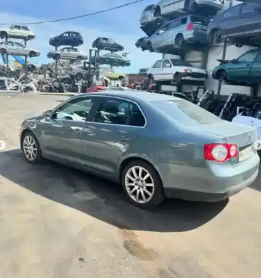 Veículo de Sucata volkswagen jetta (162) 2.0 tdi do ano 2007 alimentado bkd