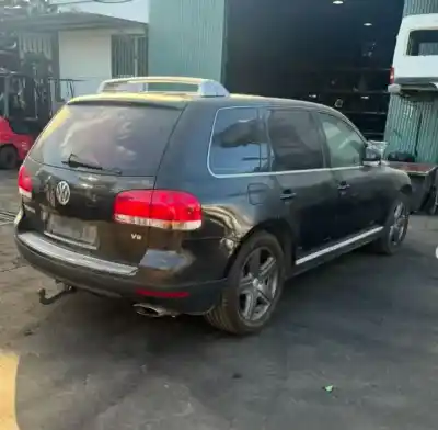 Sloopvoertuig volkswagen touareg (7la) 4.2 v8 40v cat (axq) van het jaar 2005 aangedreven axq