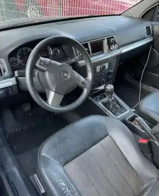 Здавання транспортного засобу opel vectra c caravan sport року 2008 потужний z19dth