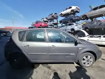 Scrapping Vehicle renault scenic ii 1.9 dci diesel 120 cv / 88 kw of the year 2004 powered f9q d8
