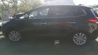 Veículo de Sucata kia carens (rp) g4fd do ano 2013 alimentado g4fd