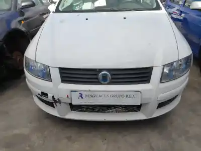 Veículo de Sucata fiat stilo (192_) 1.2 16v (192_xa1b) do ano 2002 alimentado 188a5000