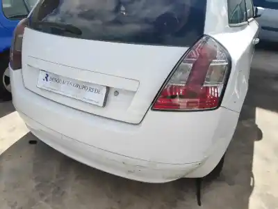 Veículo de Sucata fiat stilo (192_) 1.2 16v (192_xa1b) do ano 2002 alimentado 188a5000