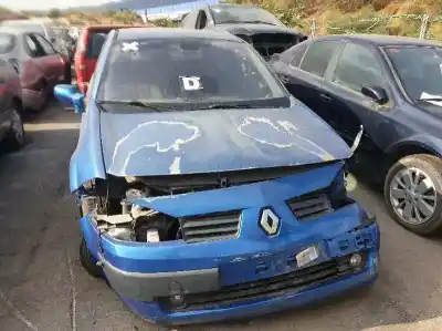 Здавання транспортного засобу RENAULT MEGANE II BERLINA 5P F9Q800 року 2003 потужний F9Q800