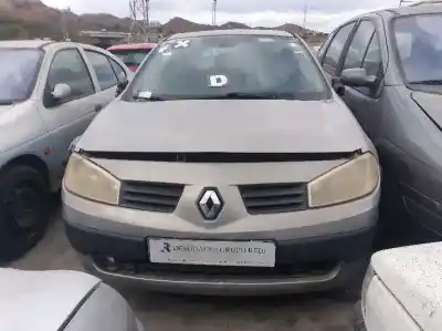 Здавання транспортного засобу RENAULT MEGANE II BERLINA 5P K9K722 року 2002 потужний K9K722