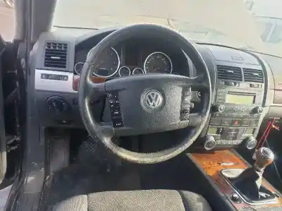 Здавання транспортного засобу volkswagen touareg (7l6) bac року 2006 потужний bac