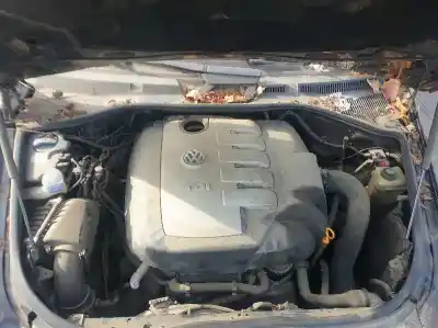 Здавання транспортного засобу volkswagen touareg (7l6) bac року 2006 потужний bac