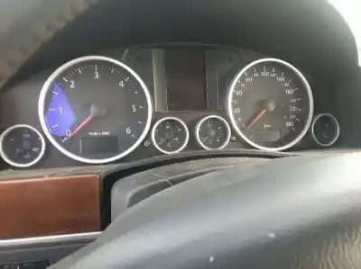 Здавання транспортного засобу volkswagen touareg (7l6) bac року 2006 потужний bac