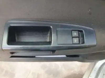Здавання транспортного засобу volkswagen polo (9n1) asy року 2001 потужний asy