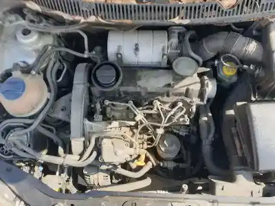 Здавання транспортного засобу volkswagen polo (9n1) asy року 2001 потужний asy