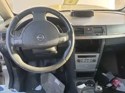 Veículo de Sucata opel meriva a monospace (x03) 1.7 cdti (e75) do ano 2004 alimentado z17dth