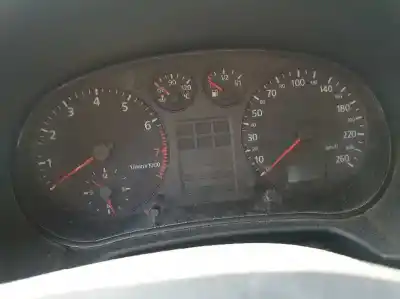 Здавання транспортного засобу audi a3 (8l) aga року 1999 потужний 
