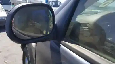 Здавання транспортного засобу mercedes-benz clase ml (bm 163) om 612.963 року 2001 потужний 612963
