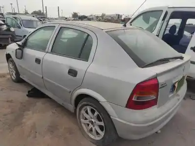 Scrapping Vehicle opel astra g sedán (t98) 1.7 td (f69) of the year 2001 powered x17dtl