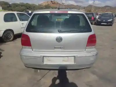 Здавання транспортного засобу volkswagen polo berlina (6n2) akk року 0 потужний akk