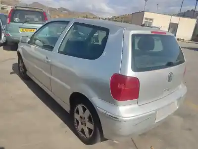 Здавання транспортного засобу volkswagen polo berlina (6n2) akk року 0 потужний akk