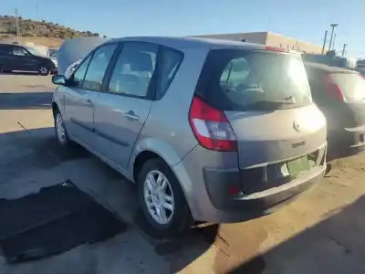 Здавання транспортного засобу renault scenic ii (jm) f9q812 року 0 потужний f9q812