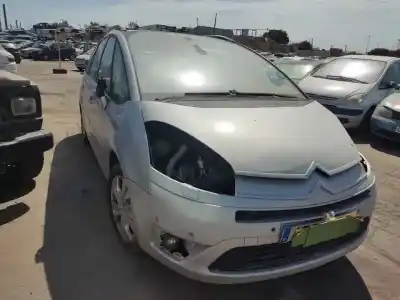 Scrapping Vehicle citroen c4 picasso i monospace (ud_) 2.0 hdi 138 of the year 2003 powered rhj
