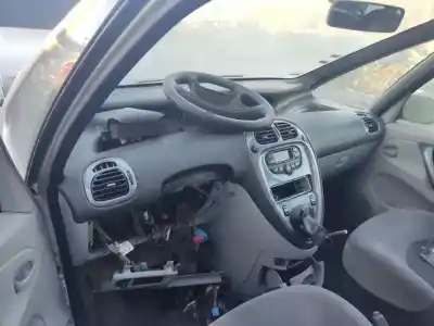Veículo de Sucata citroen xsara picasso (n68) 1.6 hdi do ano 0 alimentado 9hy