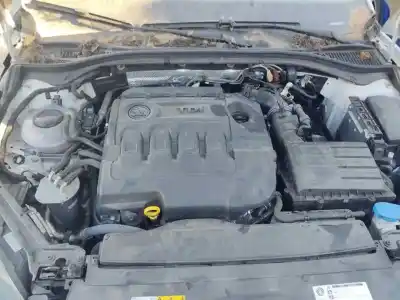 Veículo de Sucata skoda superb iii ranchera familiar (3v5) 2.0 tdi do ano 2001 alimentado dfh