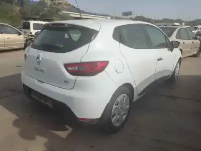 Veículo de Sucata renault clio iv k9k608 do ano 2001 alimentado k9k608