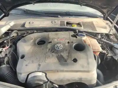 Здавання транспортного засобу volkswagen passat variant (3b6) family року 0 потужний 