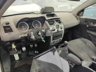 Здавання транспортного засобу renault megane ii coupe f9q800 року 1999 потужний f9q800