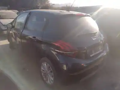 Veículo de Sucata peugeot 208 5f01 do ano 2014 alimentado 