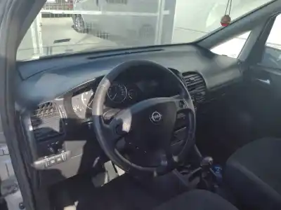 Здавання транспортного засобу opel zafira a monospace (t98) 2.0 dti 16v (f75) року 2000 потужний y20dth