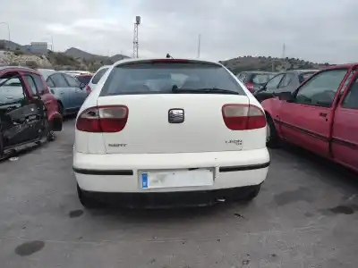 Здавання транспортного засобу seat leon (1m1) leon року 1999 потужний 
