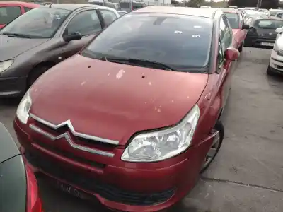 Véhicule à la ferraille CITROEN C4 COUPÉ (LA_) 1.6 HDI de l'année 2004 alimenté 9HZDV6TED4