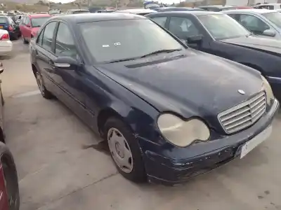 Здавання транспортного засобу mercedes-benz clase c (w203) c 180 (203.035) року 2000 потужний m111951
