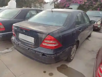 Здавання транспортного засобу mercedes-benz clase c (w203) c 180 (203.035) року 2000 потужний m111951