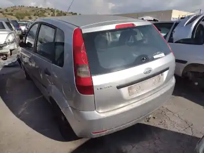 Здавання транспортного засобу ford fiesta (cbk) g/fxjb року 2001 потужний fxjb