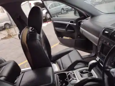 Здавання транспортного засобу porsche cayenne (9pa) s 4.5 року 2002 потужний m4800
