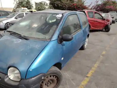 Здавання транспортного засобу renault twingo i (c06) d7f700 року 1996 потужний d7f700