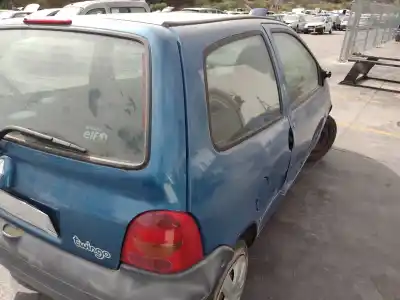 Здавання транспортного засобу renault twingo i (c06) d7f700 року 1996 потужний d7f700