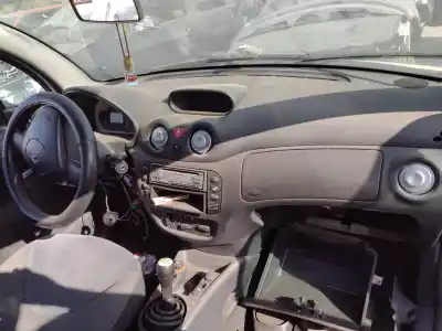 Здавання транспортного засобу citroen c3 8hx року 2007 потужний 8hx